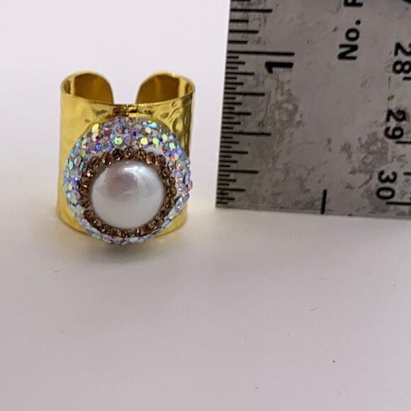 Ring, NWOT, real pearl, gold, crystals, adjustable size, statement, - Picture 7 of 14